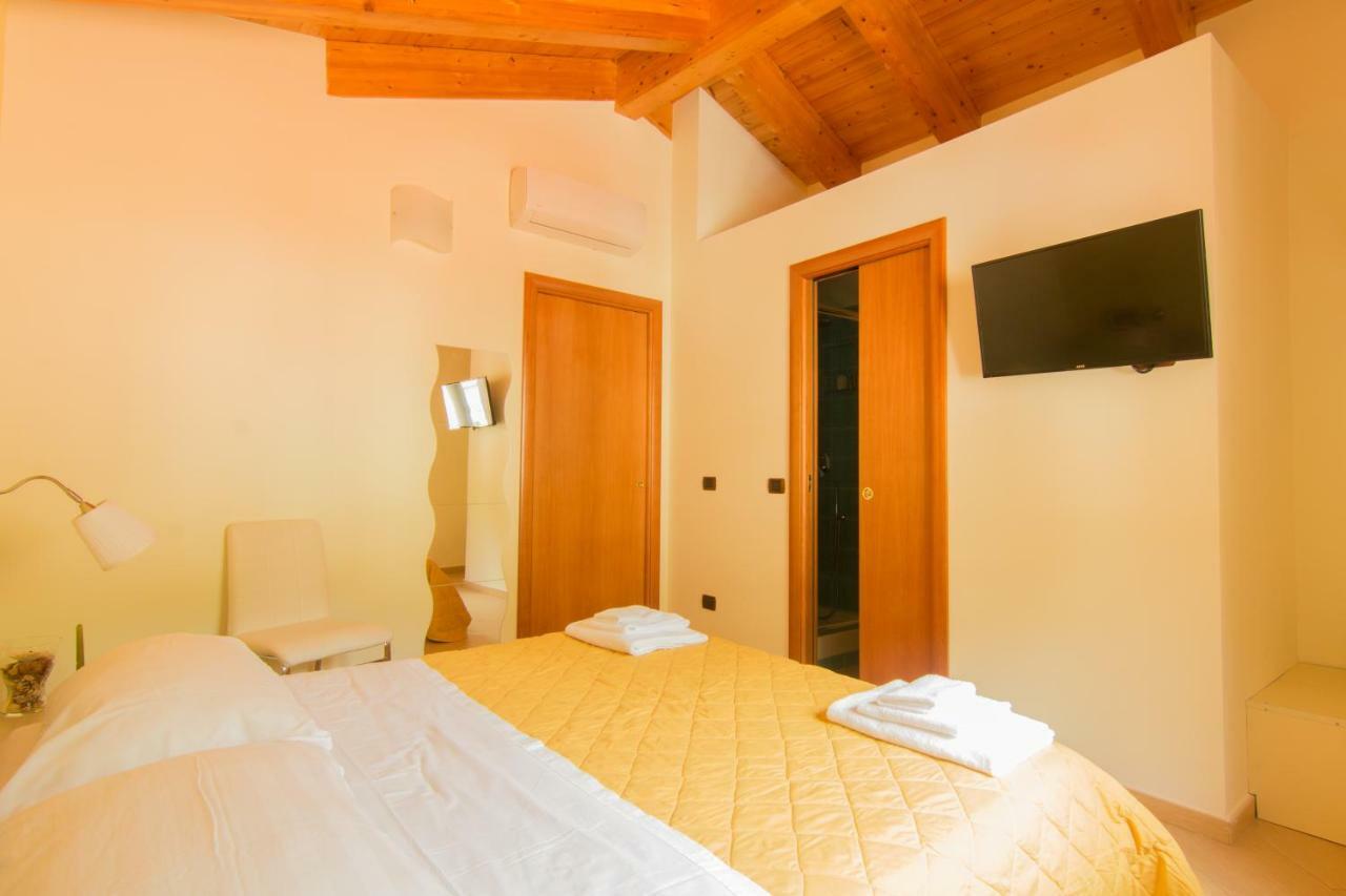 B&B Sotto Un Tetto Cetara Exterior photo